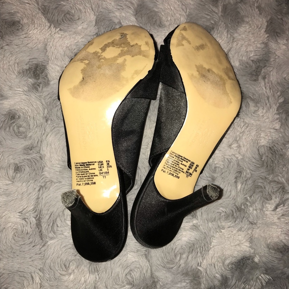 Heels - Picture 6 of 7